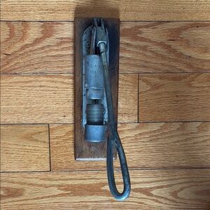 Reed’s Rocket Pecan Cracker VTG